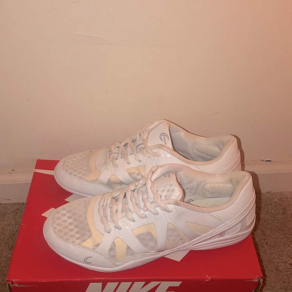 Chassé Cheer shoes